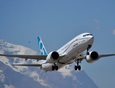 Στο «παρά πέντε» πρόβλημα στους κινητήρες του νέου αεροσκάφους 737 ΜΑΧ της Boeing (βίντεο)